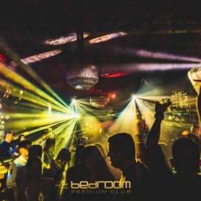 Хитов френски DJ е кулминацията на Нова година в София